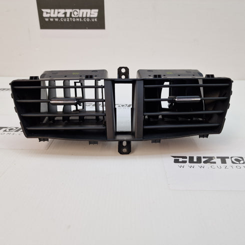 Suzuki Swift Centre Vents * 73610-68L00-5PK * 2011-2017